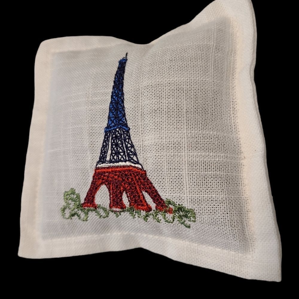 PARIS! Sachet Pillow of Fresh French Lavender Buds From Provence‎ 5" NEW
